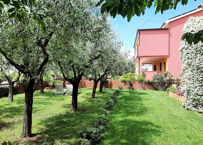 Apartments Mirella